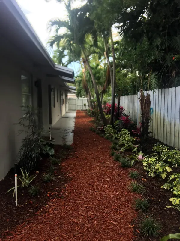 1111 SW 2nd ST, Fort Lauderdale, FL 33312