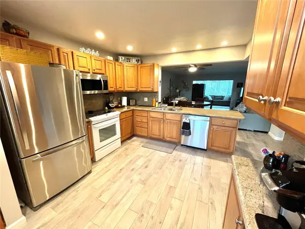 335 SPRINGDALE DR #0, Bradenton, FL 34210