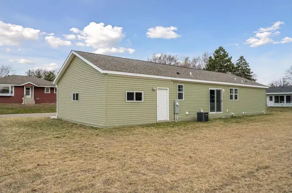 675 Brooks ST S, Eden Valley, MN 55329