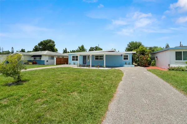 5813 18TH AVE S, Gulfport, FL 33707