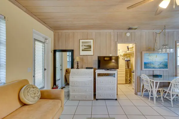 30 Andrews AVE #23C, Delray Beach, FL 33483