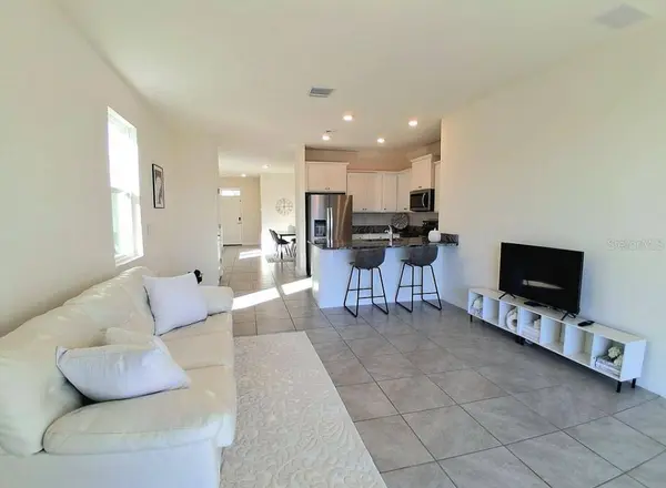 8072 PENROSE PL, Wildwood, FL 34785