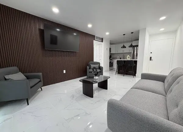 4265 NW South Tamiami Canal DR #1-211, Miami, FL 33126