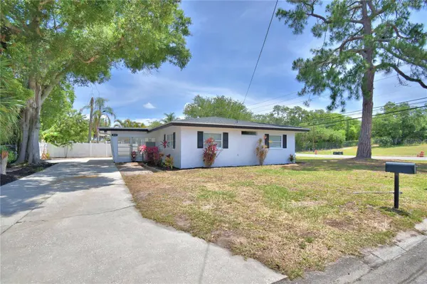 3553 CENTER CIR, Largo, FL 33774
