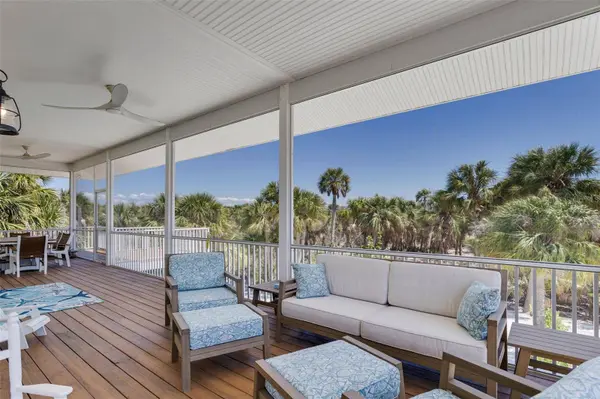 32 PALM DR, Placida, FL 33946