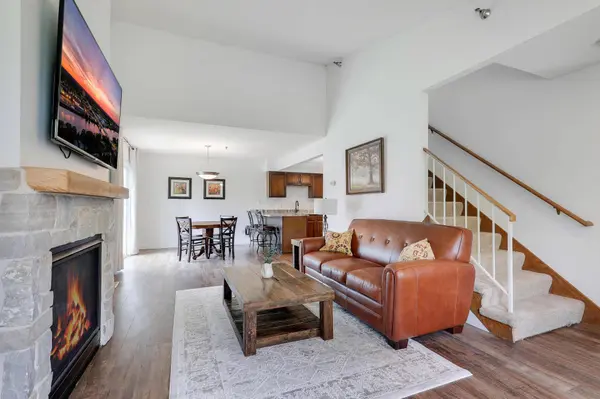 17883 Evener WAY, Eden Prairie, MN 55346