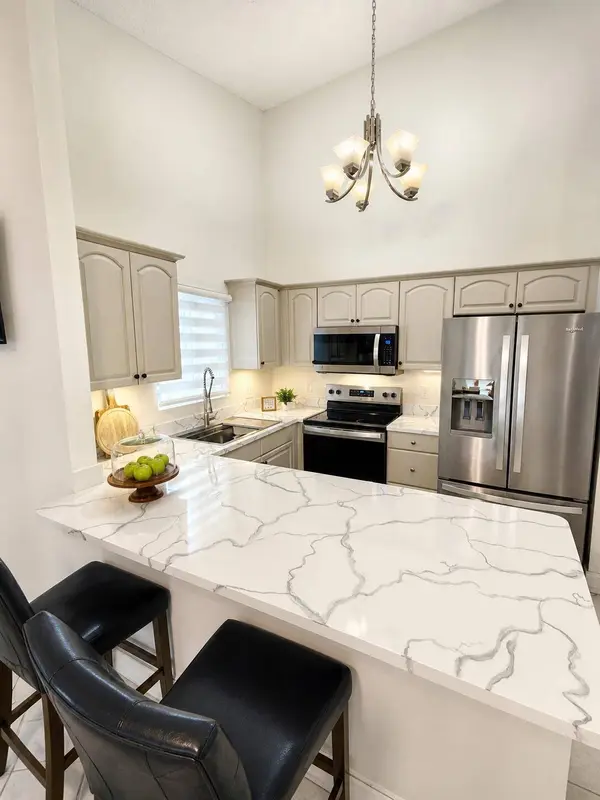 2815 NW 111th AVE, Sunrise, FL 33322