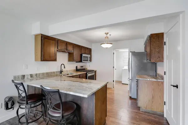 17883 Evener WAY, Eden Prairie, MN 55346
