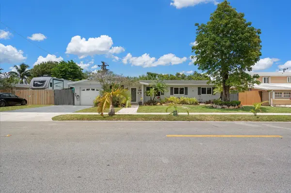 8341 SW 14th ST, Miami, FL 33144