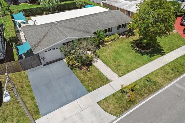8341 SW 14th ST, Miami, FL 33144