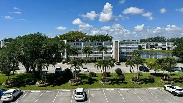 1044 Cambridge C, Deerfield Beach, FL 33442