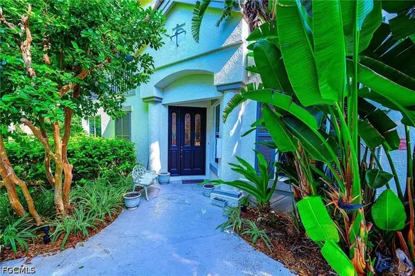 133 Colonade CIR, Naples, FL 34103