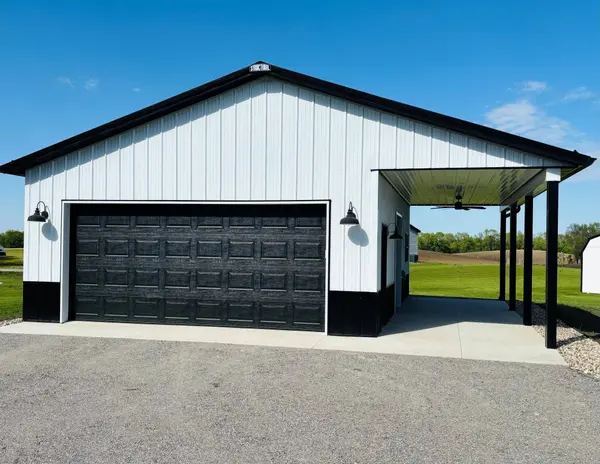 18142 705th AVE, Dassel, MN 55325