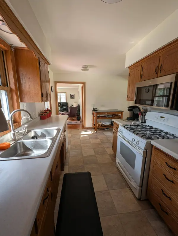 15200 Lead ST, Burnsville, MN 55306