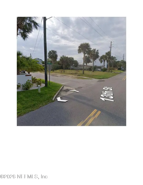 174 13TH ST, Atlantic Beach, FL 32233