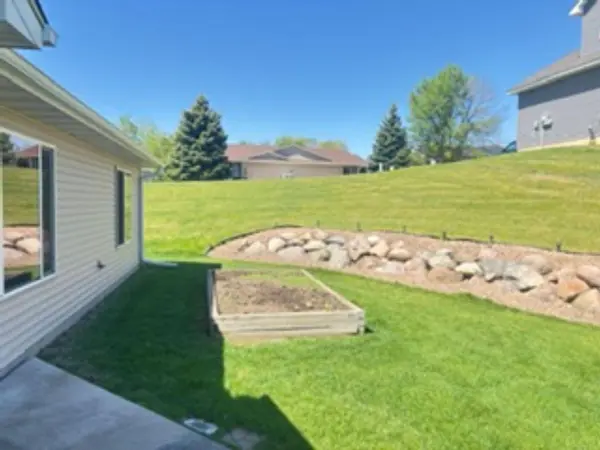 638 4th Circle DR SE, Lonsdale, MN 55046