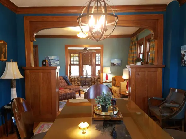 952 Ottawa AVE, Saint Paul, MN 55118