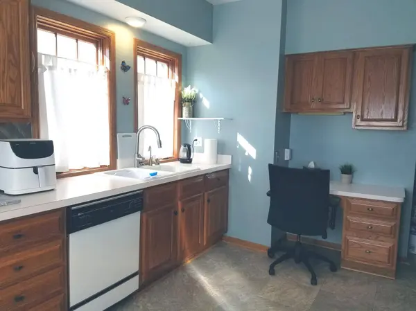 952 Ottawa AVE, Saint Paul, MN 55118