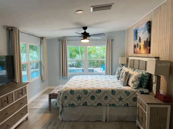 311 66TH ST, Bradenton Beach, FL 34217