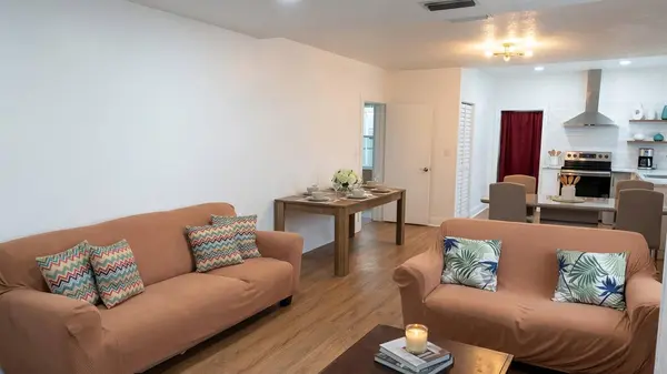 120 NW 4th AVE, Boynton Beach, FL 33435