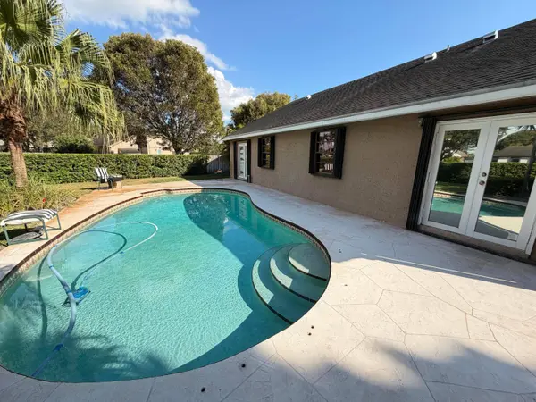 15943 W Wind CIR, Sunrise, FL 33326