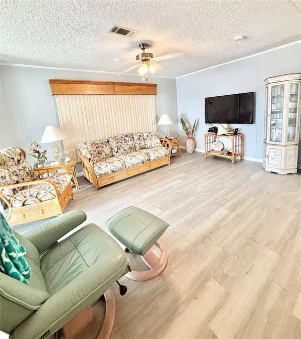 4300 RIVERSIDE DR #109, Punta Gorda, FL 33982