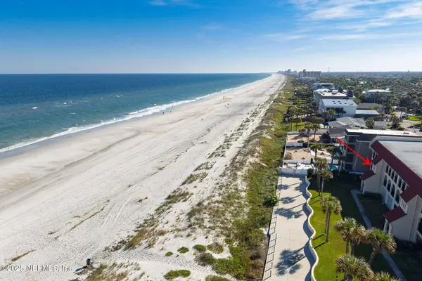 10 10TH ST #2, Atlantic Beach, FL 32233