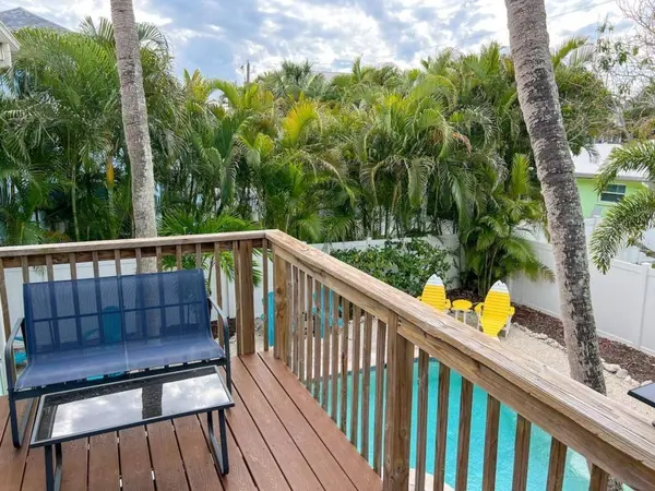 308 60TH ST #A, Holmes Beach, FL 34217