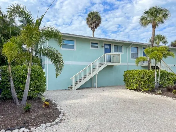 308 60TH ST #A, Holmes Beach, FL 34217