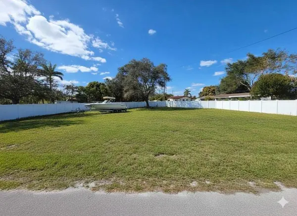11825 SW 225th ST, Miami, FL 33170