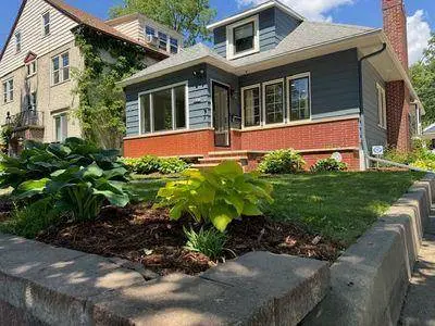 837 1st ST NW, Rochester, MN 55901