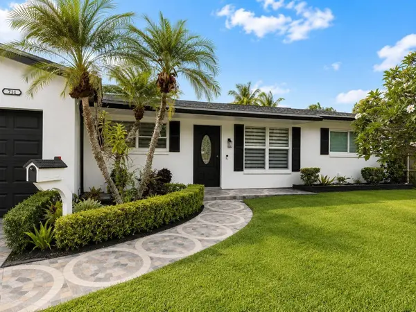 2711 Arthur ST, Hollywood, FL 33020