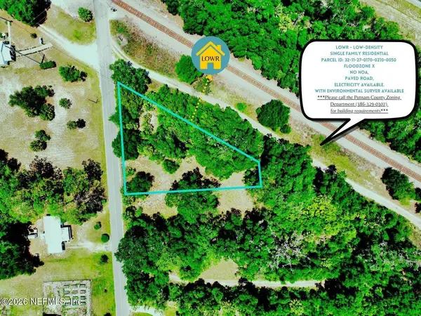 27 S RAILROAD AVE, Pomona Park, FL 32181