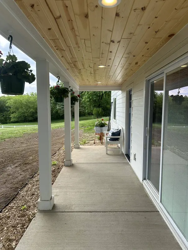 2241 County Road 39 NW, Maple Lake, MN 55358