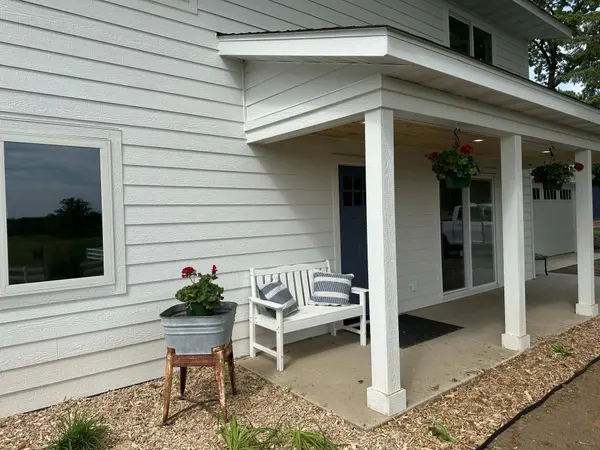 2241 County Road 39 NW, Maple Lake, MN 55358