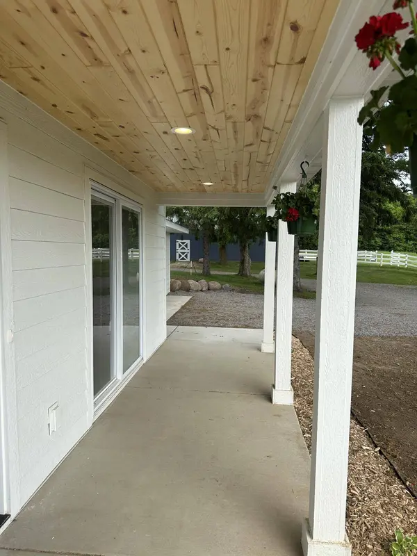 2241 County Road 39 NW, Maple Lake, MN 55358