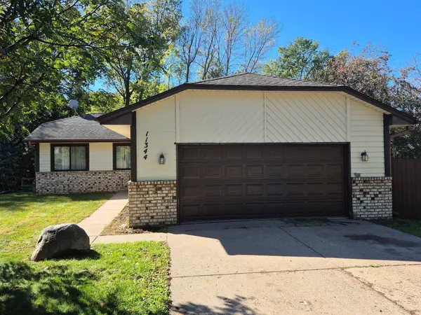 11344 Elk LN NW, Elk River, MN 55330
