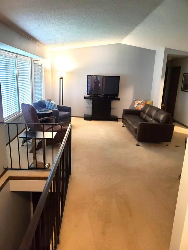 4504 Laramie TRL, Minnetonka, MN 55345
