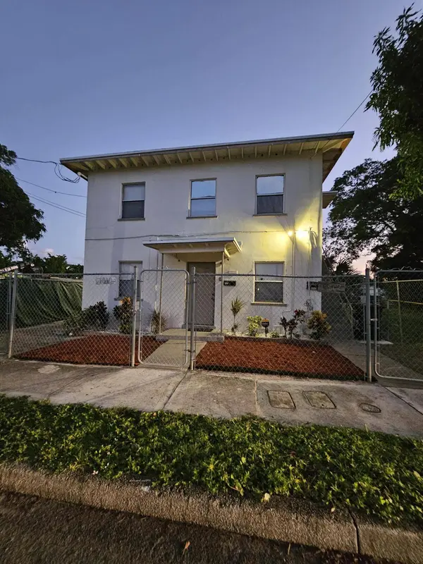 1010 Grant ST, West Palm Beach, FL 33407