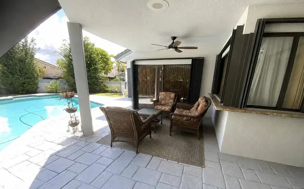 621 SW 101st AVE, Plantation, FL 33324