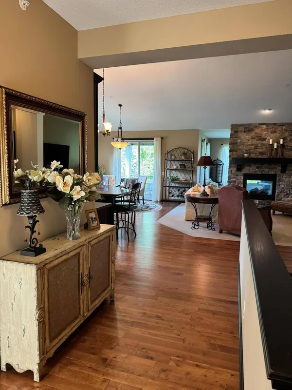 10788 Lyndale Bluffs TRL, Minneapolis, MN 55420