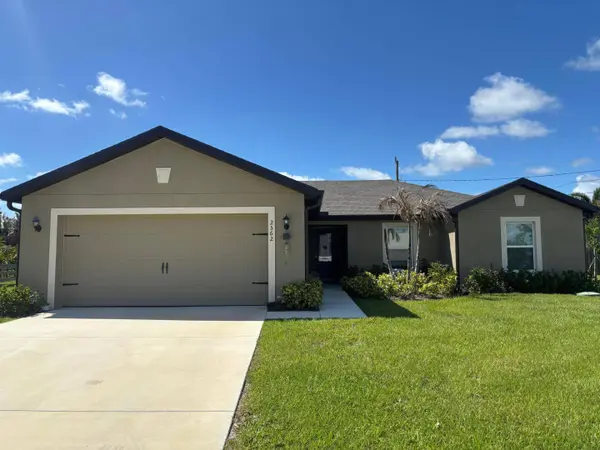 2562 SE Kaycee CT, Port St Lucie, FL 34952