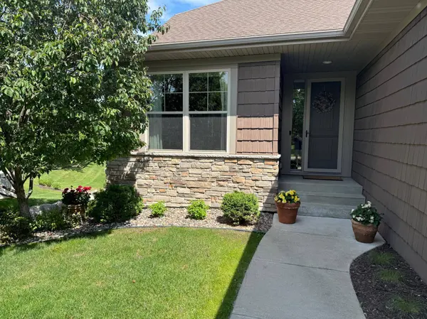10788 Lyndale Bluffs TRL, Minneapolis, MN 55420