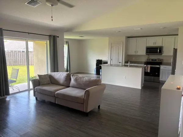 2562 SE Kaycee CT, Port St Lucie, FL 34952