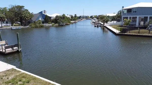 4018 EAGLE NEST DR, Hernando Beach, FL 34607