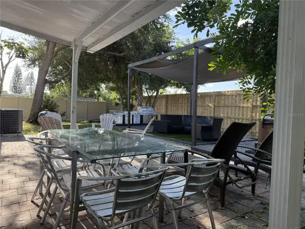 907 FRUITLAND AVE, Bradenton, FL 34207