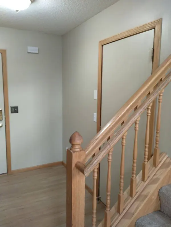 1063 Juniper CT, Shakopee, MN 55379