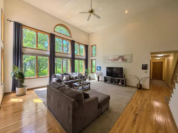 3906 Silver Creek RD NE, Rochester, MN 55906