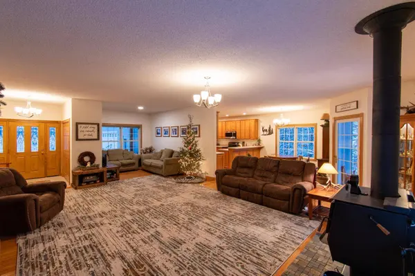 1923 State Highway 11 SE, Baudette, MN 56623