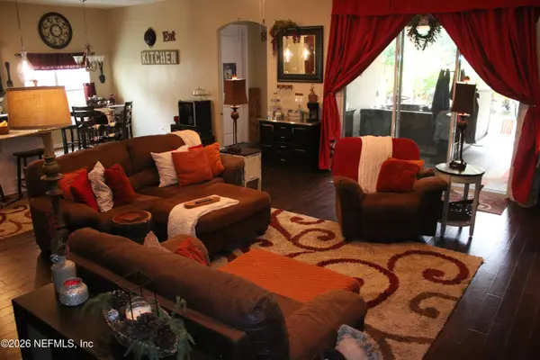 2319 CLUB LAKE DR, Orange Park, FL 32065